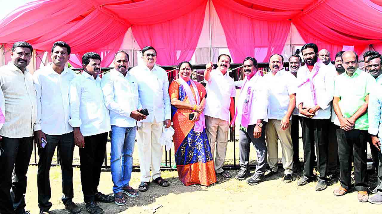 వారి పథకాలకు గ్యారెంటీ, వారెంటీ లేదు