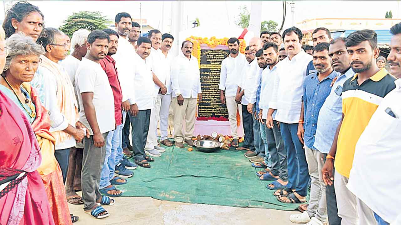 సబ్బండ వర్గాల సంక్షేమమే ప్రభుత్వ ధ్యేయం