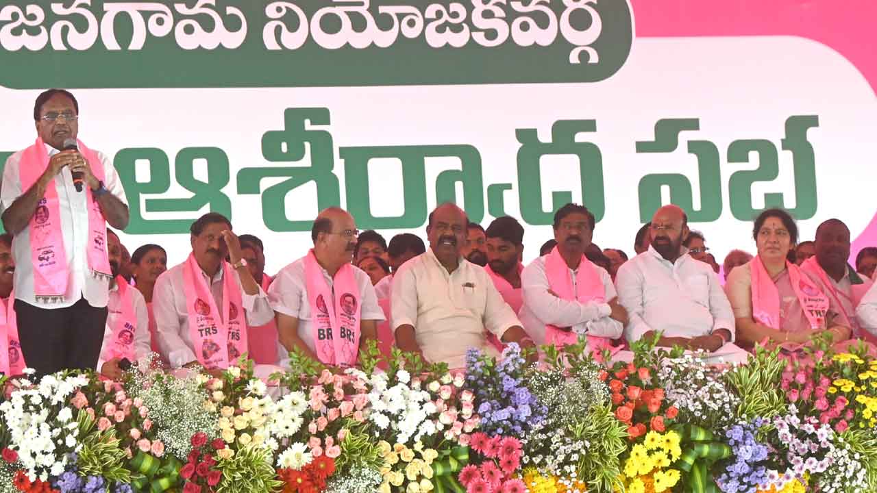 పొన్నాల’కు కేసీఆర్‌ సాదర స్వాగతం