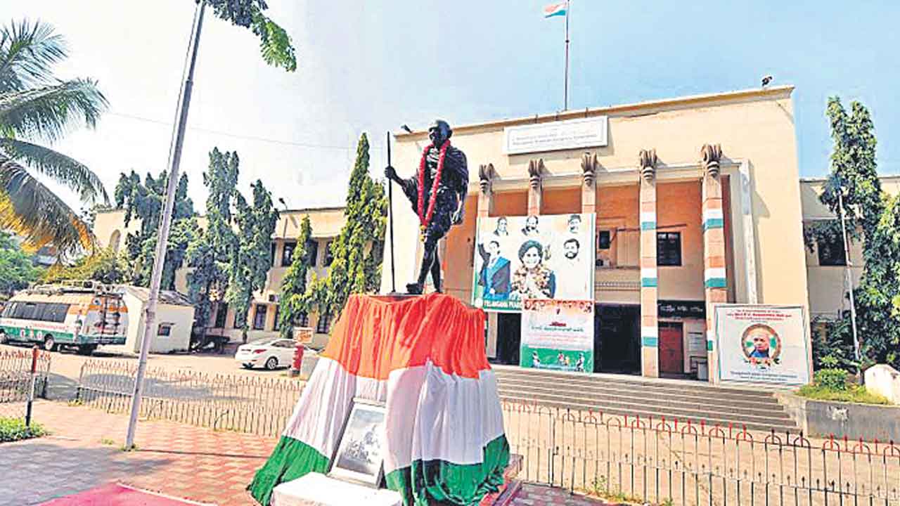 కాంగ్రెస్‌వి కంగాళీ పథకాలే