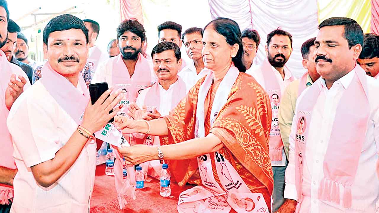 బీఆర్‌ఎస్‌తోనే అభివృద్ధి