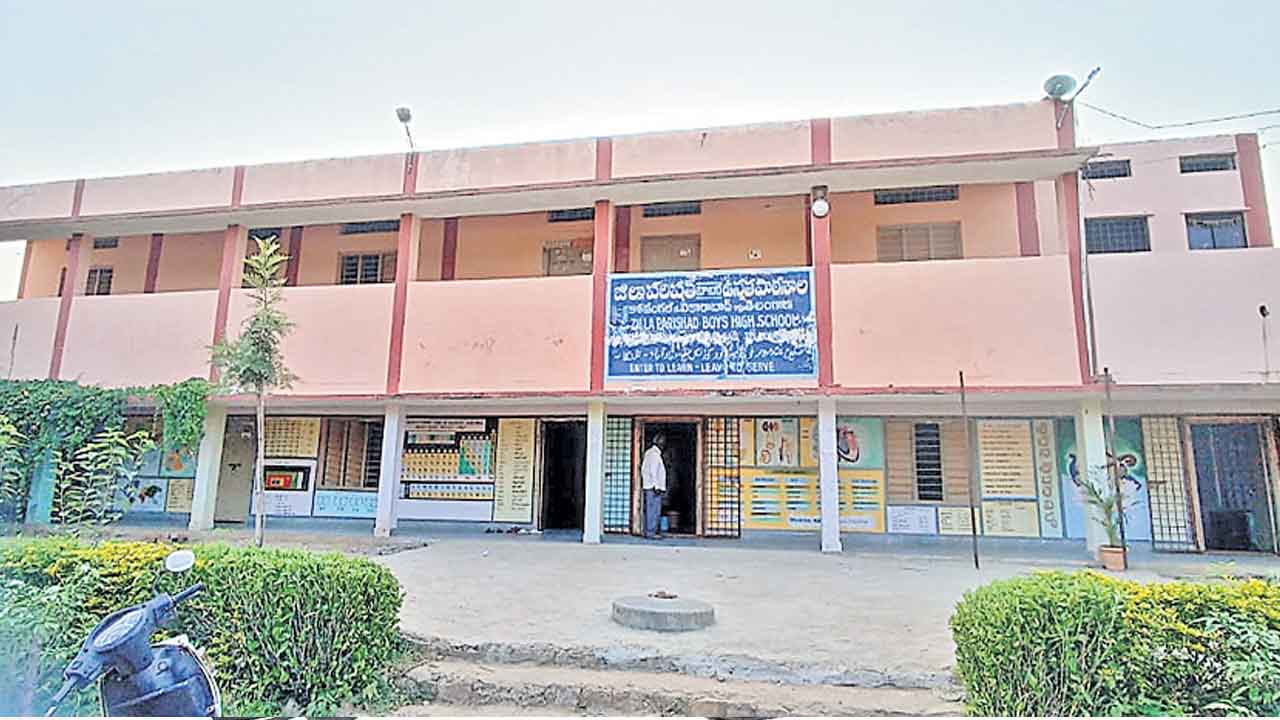 సహకారం ..అపూర్వం