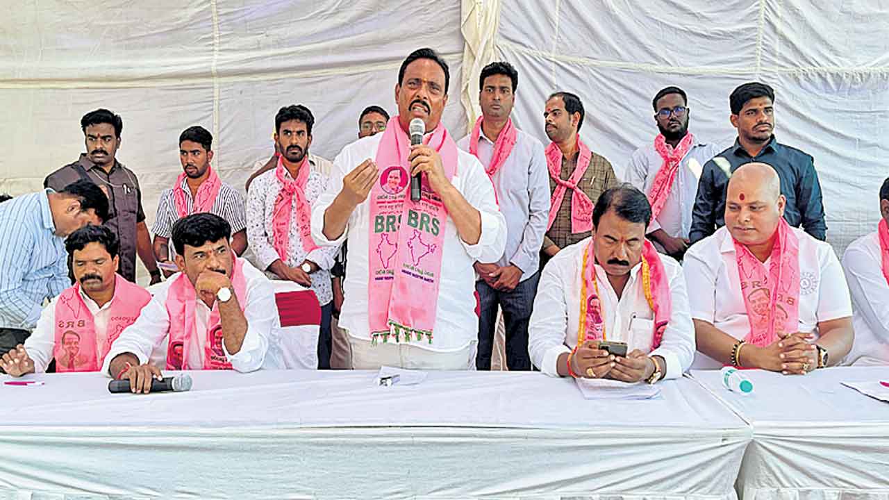 కార్యకర్తలు సైనికుల్లా పనిచేయండి