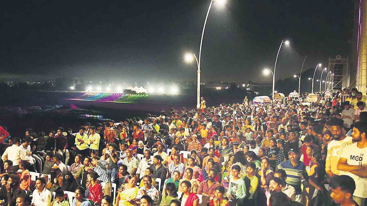 వీకెండ్‌ మస్తీ అదరహో..