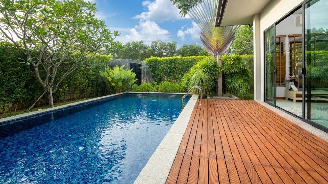 Vasthu Shastra | బెడ్‌రూమ్‌ ఆనుకొని స్విమ్మింగ్‌ పూల్‌ పెట్టొచ్చా? పెడితే.. ఎటువైపు పెట్టాలి?