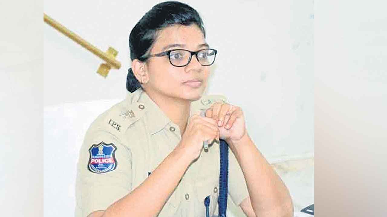 కామారెడ్డి ఎస్పీగా సింధూ శర్మ