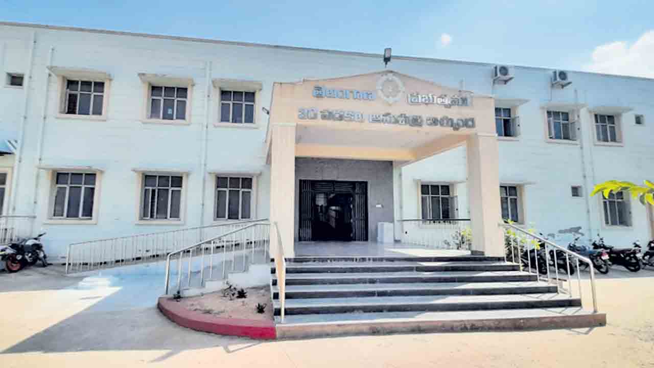 జుక్కల్‌.. ప్రగతి పరుగుల్‌