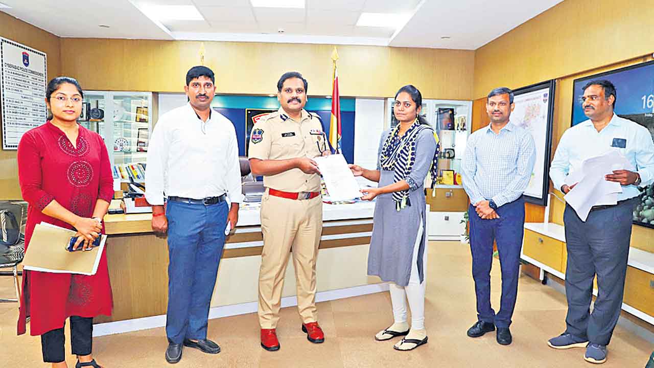 రూ.2.23 కోట్లు రికవరీ