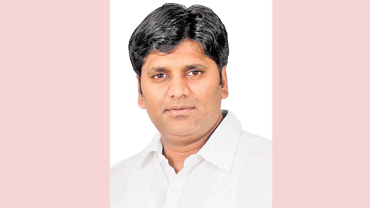 మైనార్టీ వ్యతిరేకి రేవంత్‌: మేడె రాజీవ్‌సాగర్‌