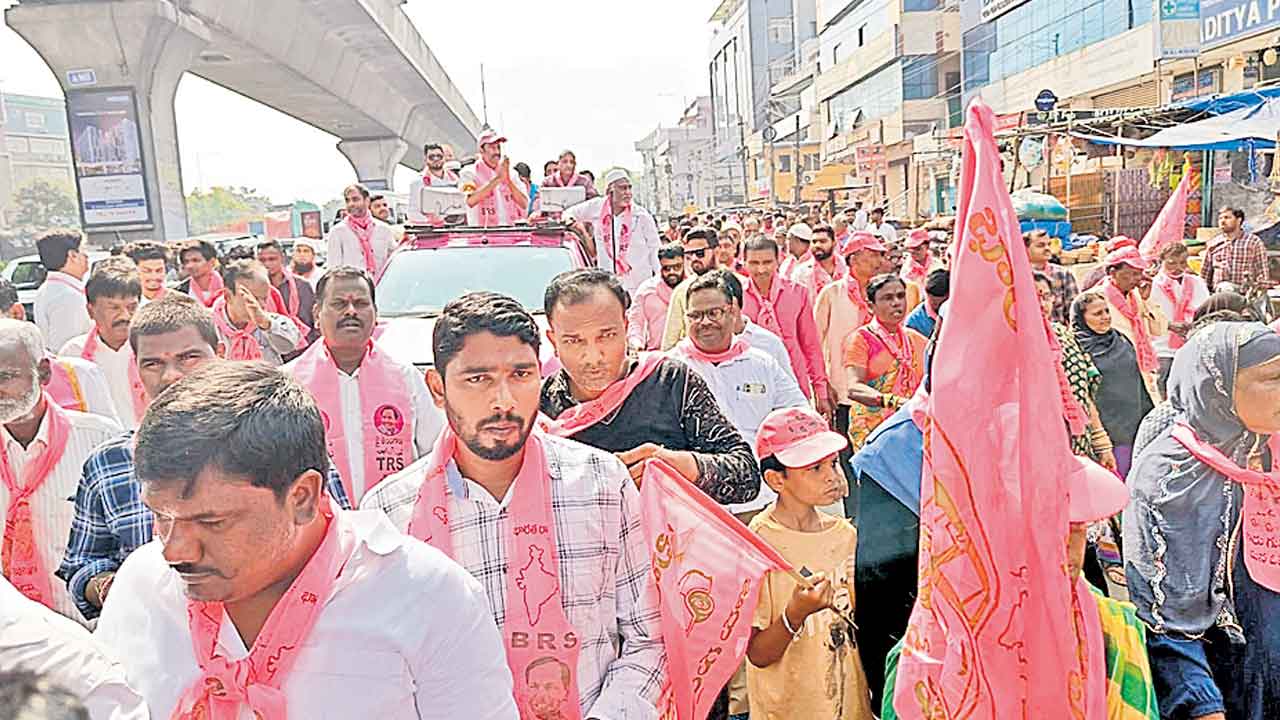 అభివృద్ధి ప్రదాత సీఎం కేసీఆర్‌