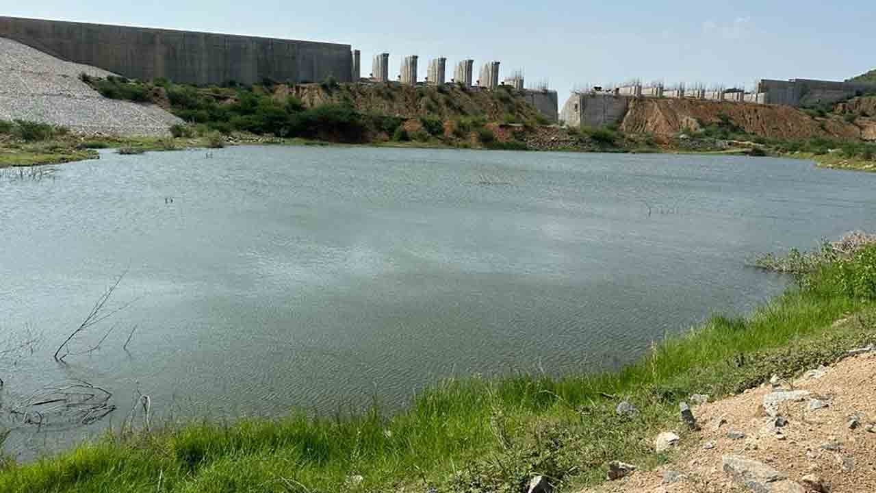 దేవరకొండ ఖిలాపై అభివృద్ధి జెండా