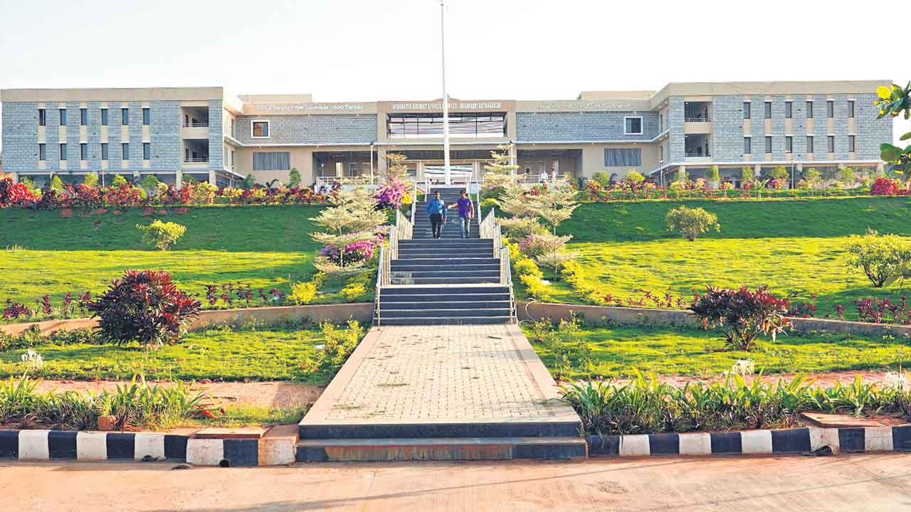 Kothagudem | బొగ్గుబాయి సంక్షేమానికి గీటురాయి.. బీఆర్‌ఎస్‌ హయాంలో కొత్తగూడేనికి మహర్దశ 