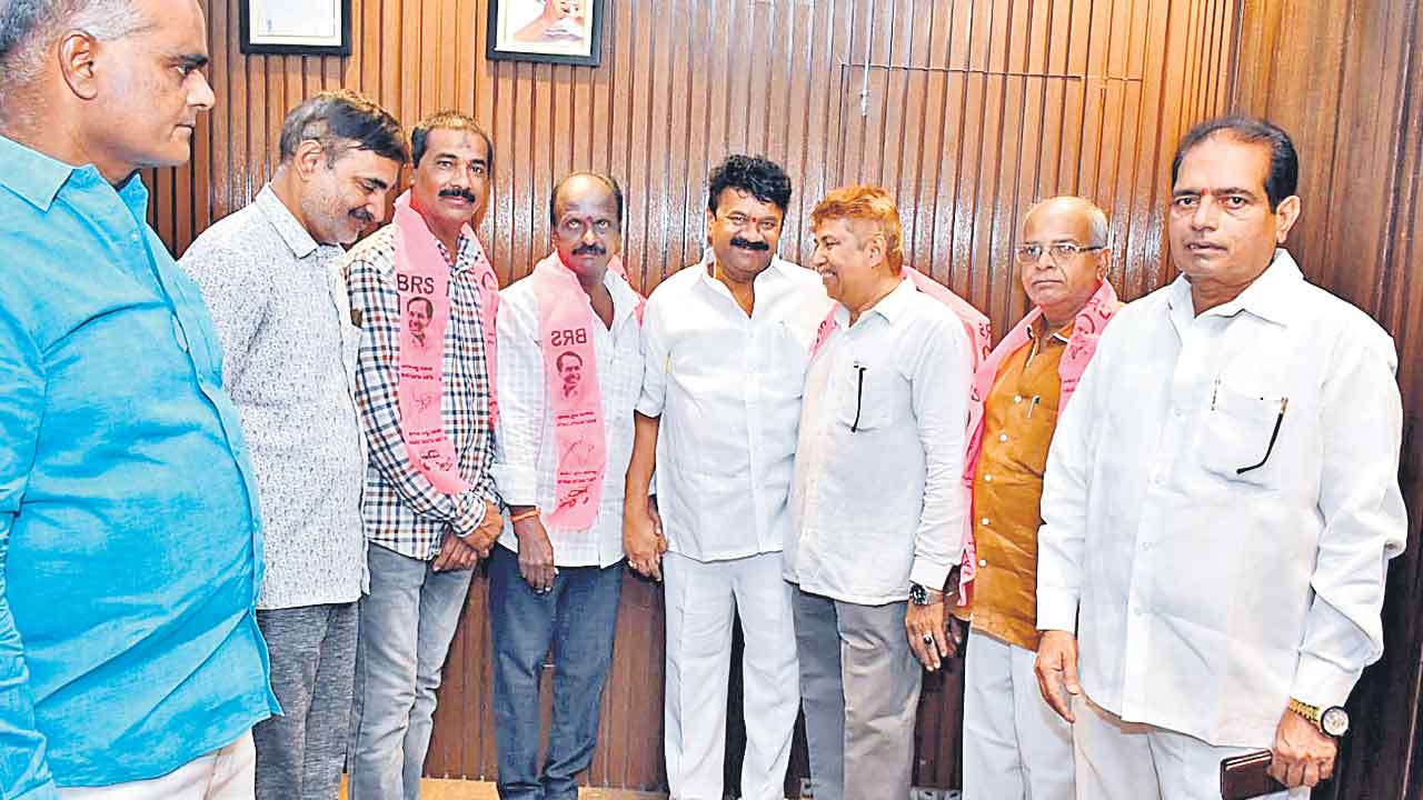 బీజేపీకి బైబై బీఆర్‌ఎస్‌కే జై