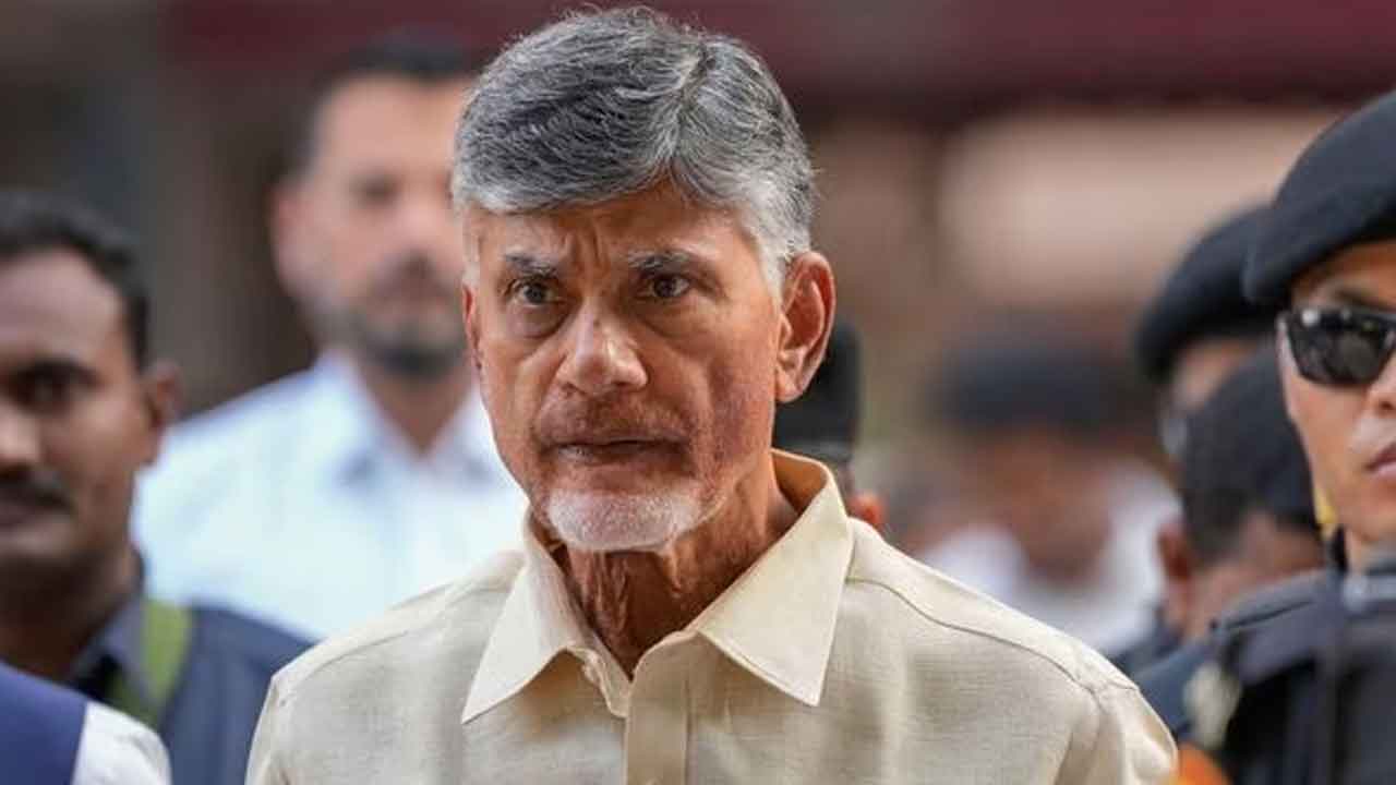బాబు క్వాష్‌ పిటిషన్‌ 17కు వాయిదా