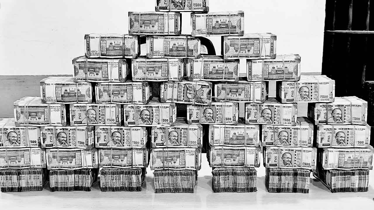 కవాడిగూడలో 2.09 కోట్లు పట్టివేత