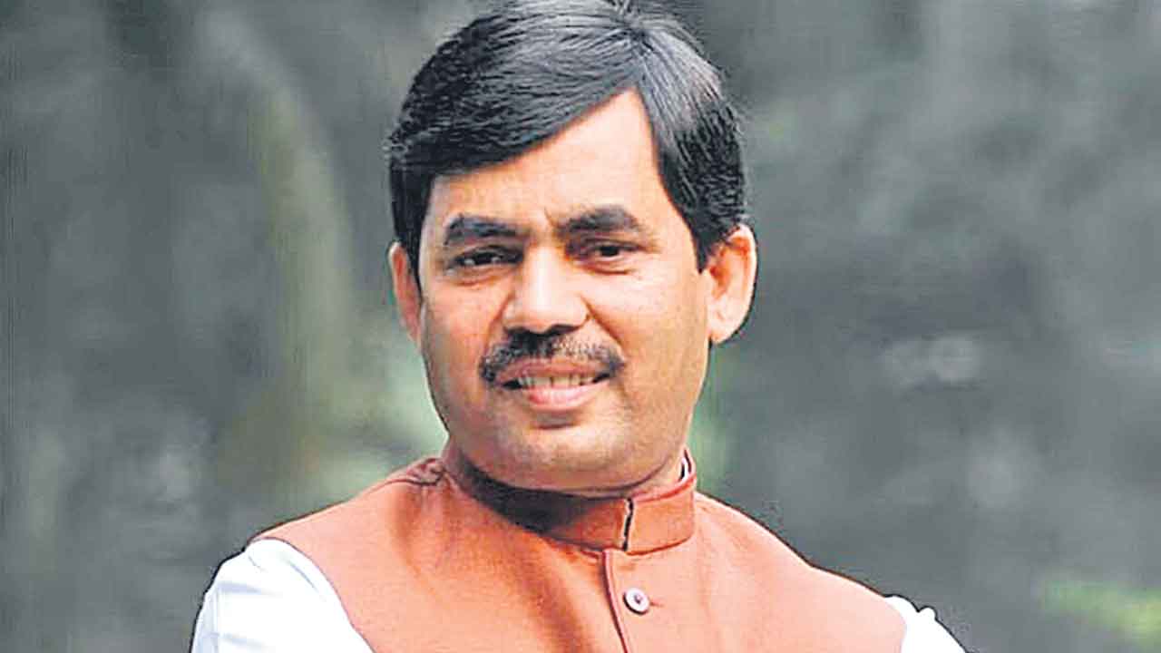 రేప్‌ కేసులో బీజేపీ నేత షానవాజ్‌ హుస్సేన్‌కు సమన్లు