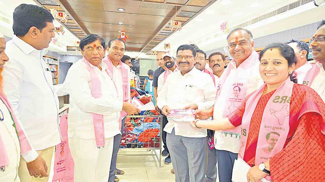 కాంగ్రెస్‌కు ఓటేస్తే కరెంట్‌ పోయినట్లే