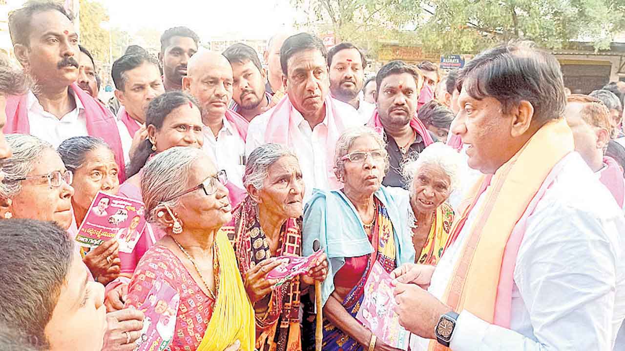 కాంగ్రెస్‌ వస్తే మళ్లీ అంధకారమే