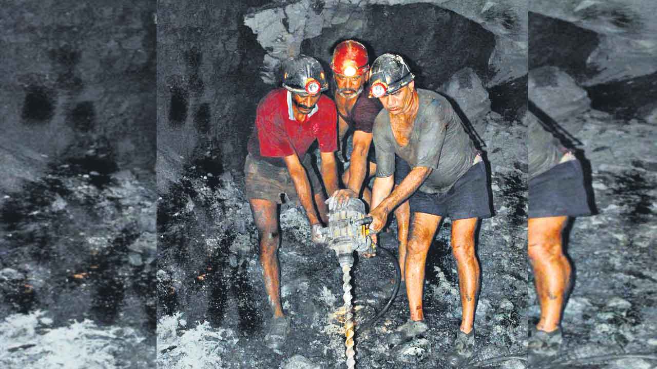 Singareni | సింగరేణి తెలంగాణదే! గనులున్న రాష్ర్టానికే సర్వహక్కులు.. ఎట్టకేలకు కేంద్ర హోంశాఖ స్పష్టీకరణ