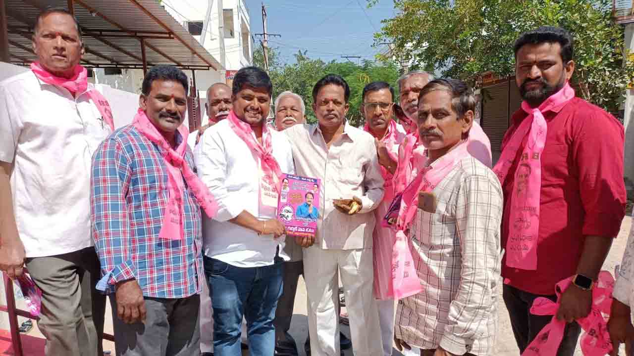లక్ష్మారెడ్డిని భారీ మెజార్టీతో గెలిపించాలి