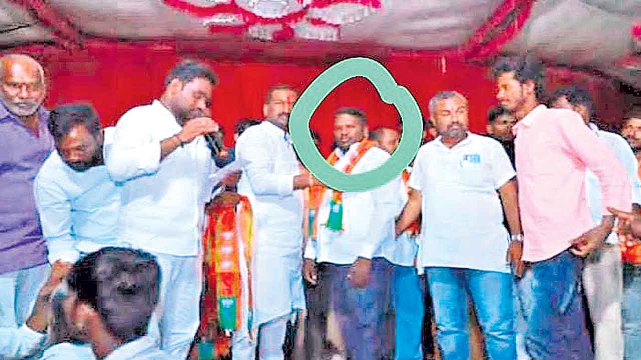 Kotha Prabhakar Reddy | రేవంత్‌ రెడ్డి నీచ రాజకీయం.. కొత్త ప్రభాకర్‌ రెడ్డిపై దాడి చేసింది బీజేపీ కార్యకర్తే అంటూ ఫేక్‌ ప్రచారం