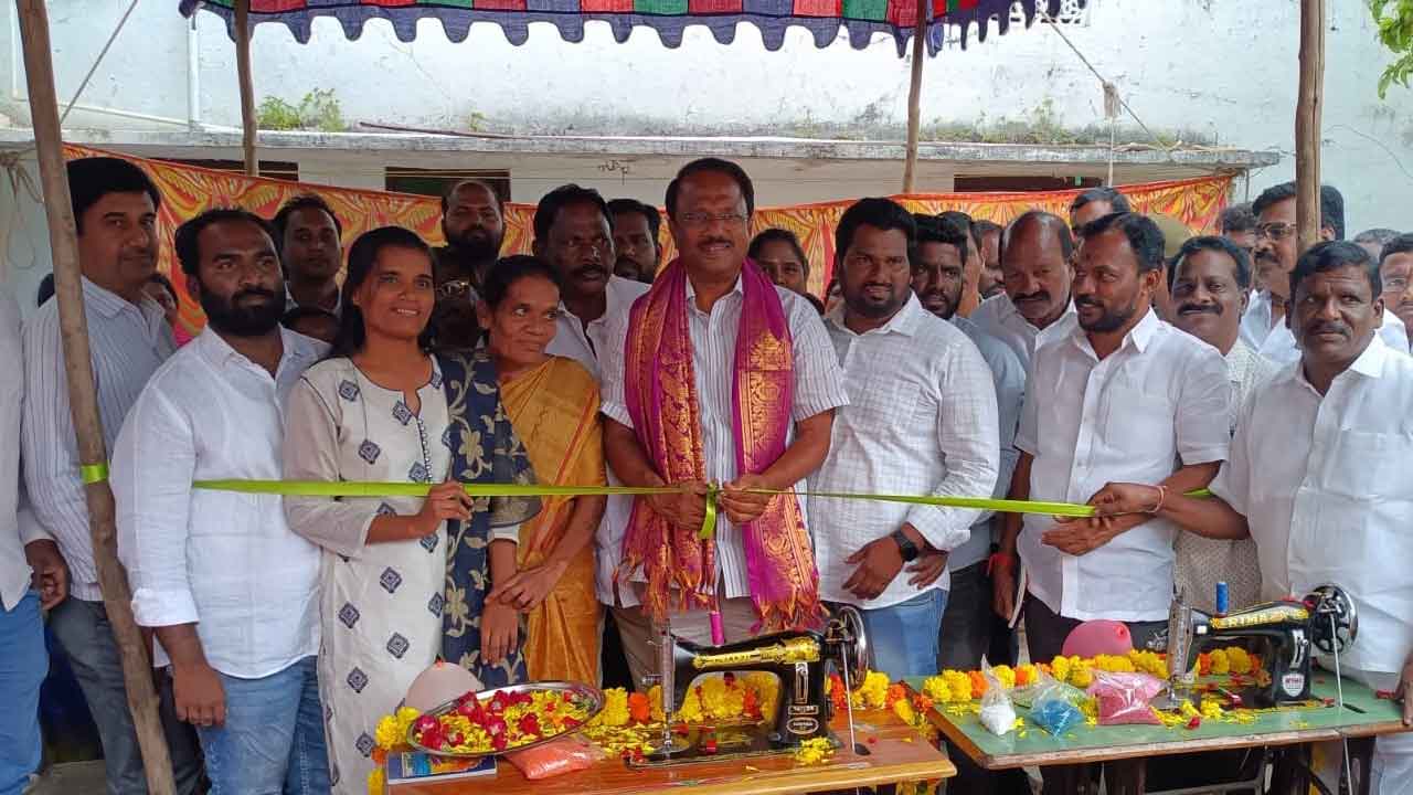 జడ్చర్లను ఆదర్శంగా తీర్చిదిద్దుతాం