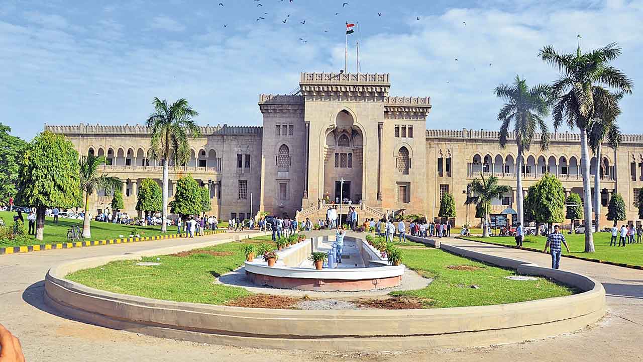 83వ స్నాతకోత్సవానికి అంతా సిద్ధం