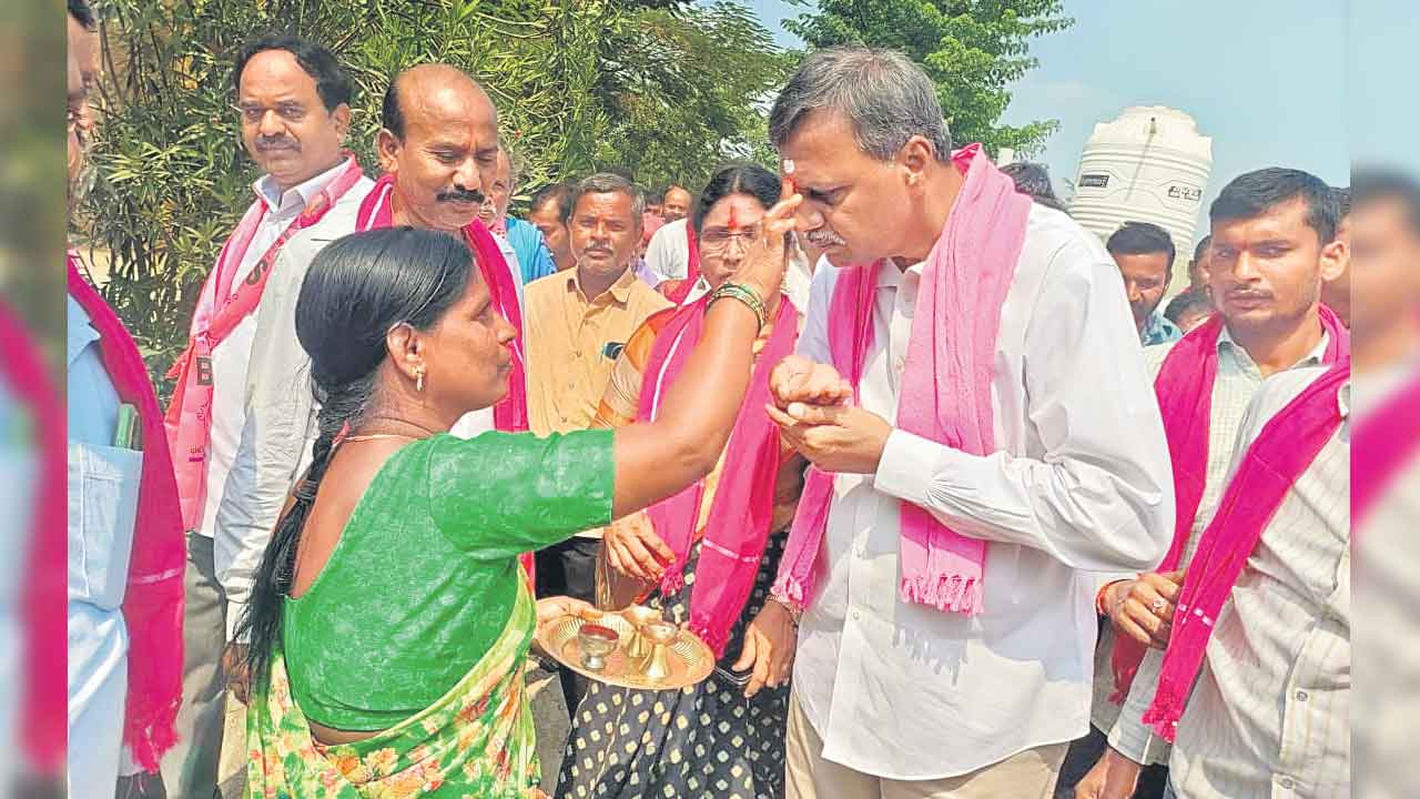 మీసేవకే.. జనగామ బరిలో నిలిచా