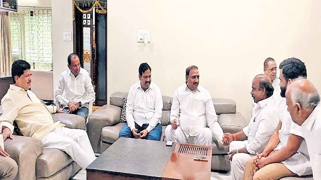 వెంగళరావుకు బీఆర్ఎస్ ఆహ్వానం