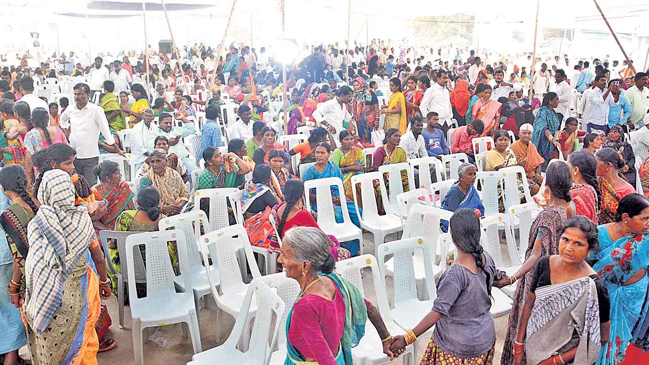 కాంగ్రెస్‌ విజయభేరి తుస్సు!