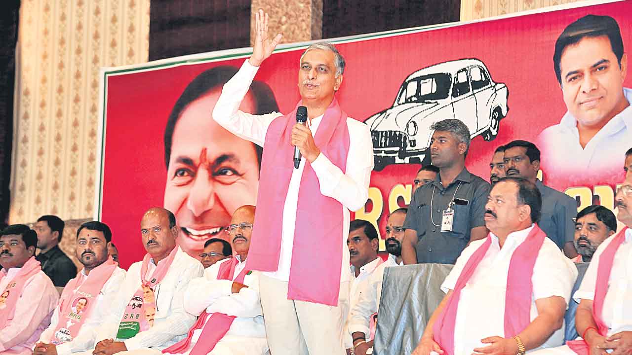 కేసీఆర్‌ నమ్మకం.. కాంగ్రెస్‌ నాటకం