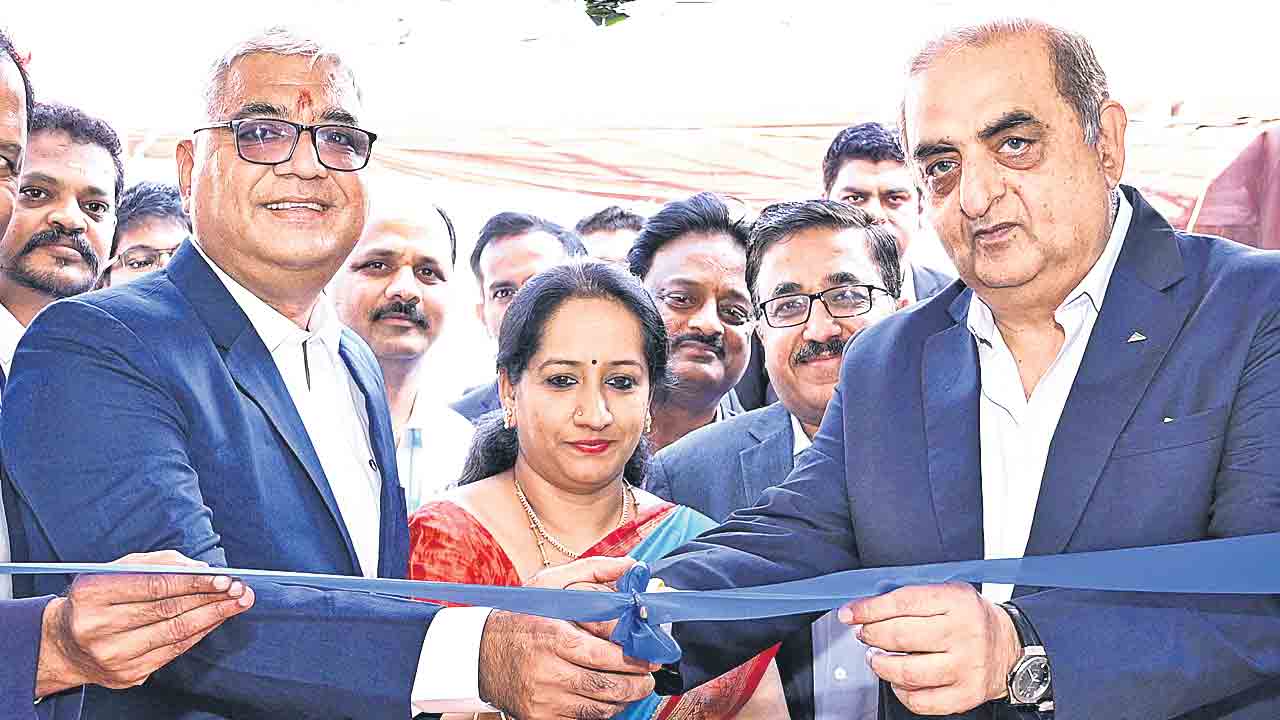 దైకిన్ అతిపెద్ద అవుట్లెట్