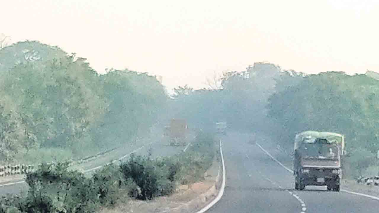 మంచు దుప్పటి..