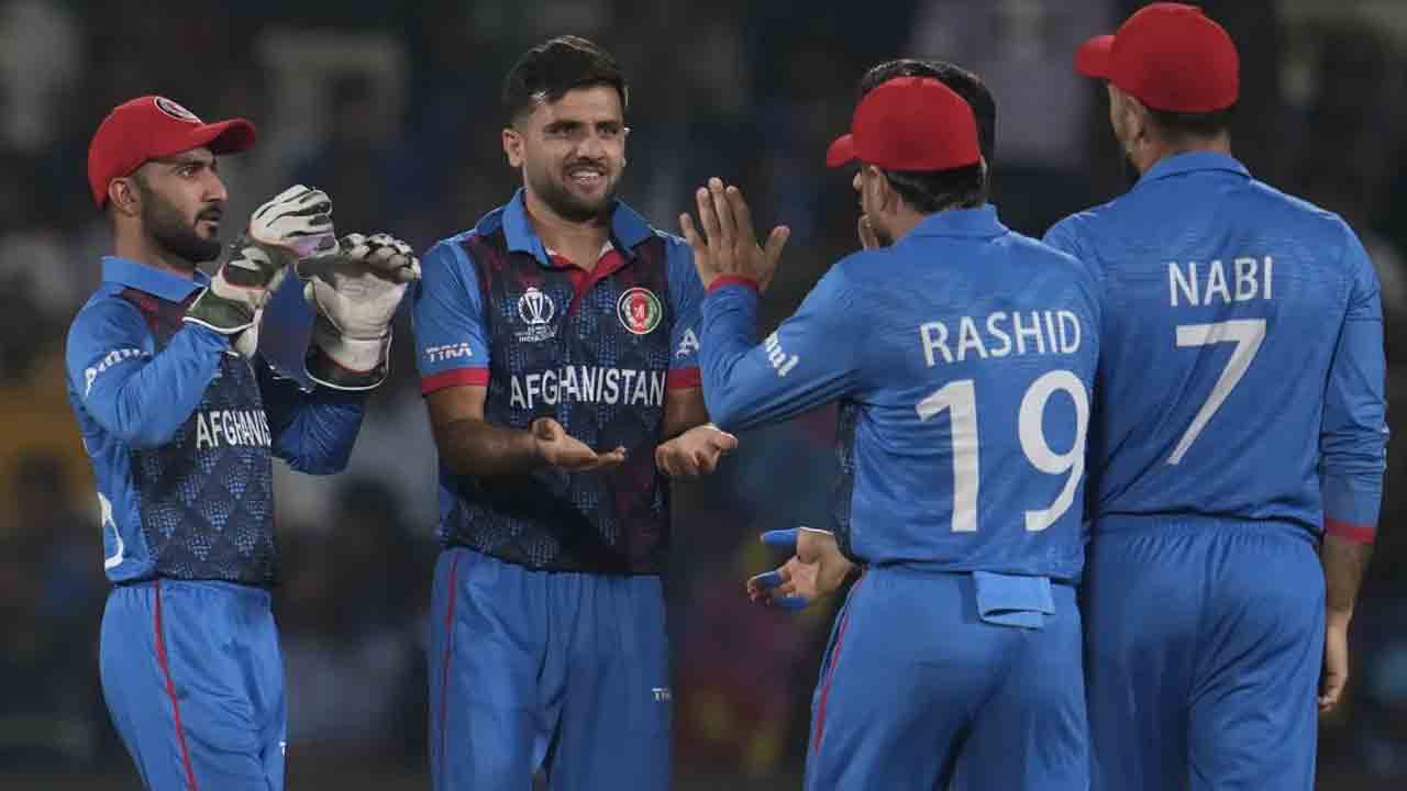 ODI World Cup | ఏడు ఓవర్లలో రెండు వికెట్లు కోల్పోయిన ఇంగ్లండ్