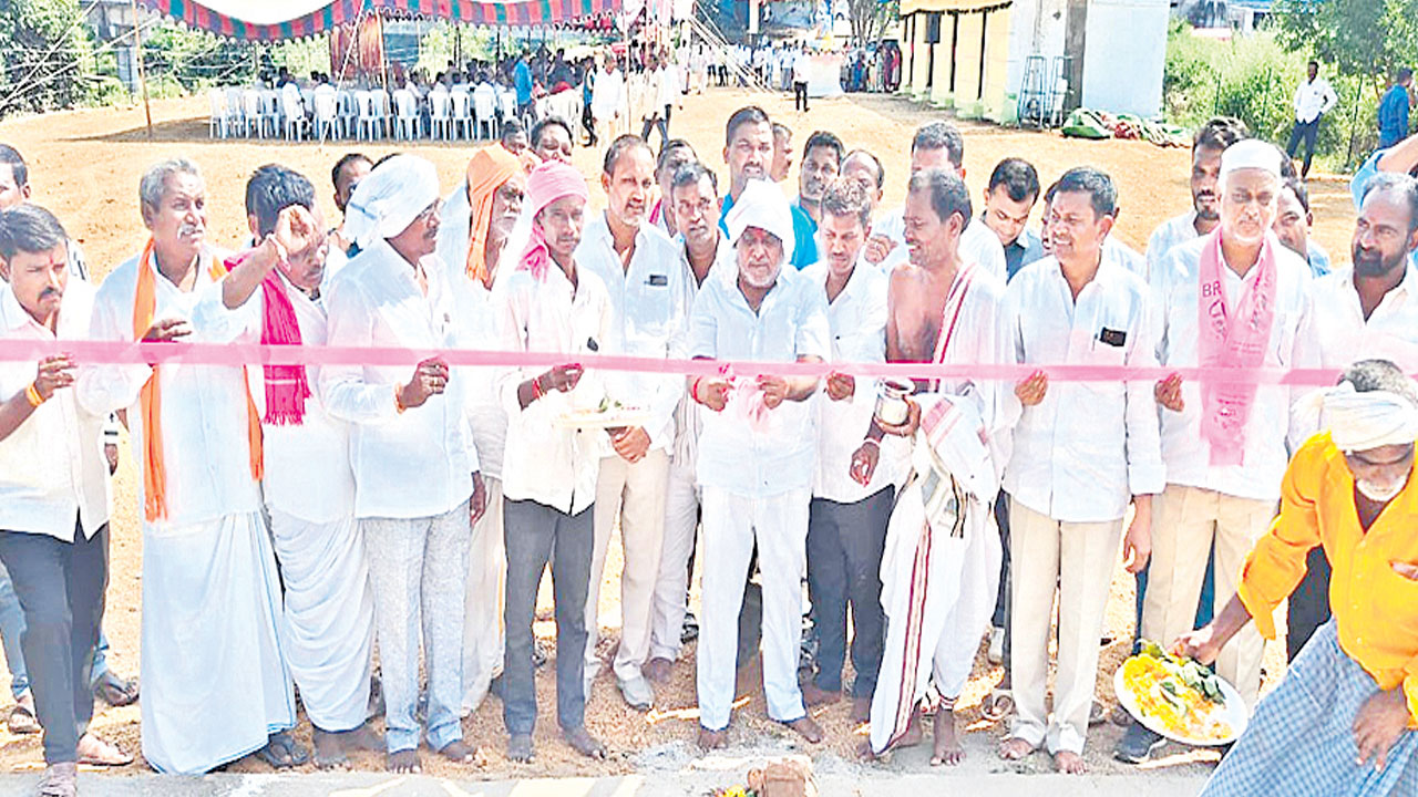 విభజించే పార్టీలను తరిమికొట్టాలి