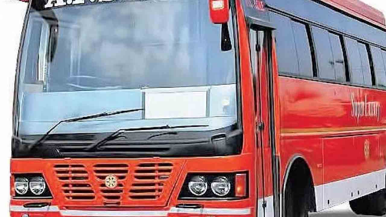 Crime News | కావ‌లిలో బ‌స్సు డ్రైవ‌ర్‌పై దుండ‌గుల దాడి.. అస‌లేమైందంటే..?!