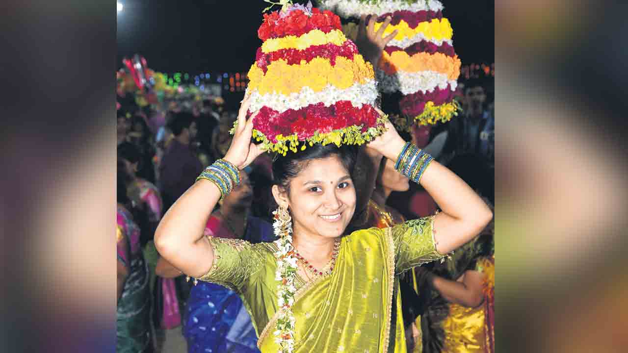 ‘సద్దుల’కు వేళాయె..