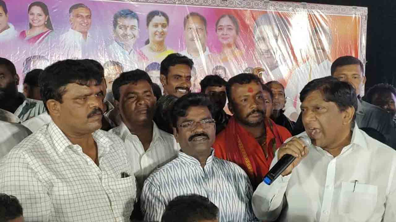 ఆడబిడ్డల ఆశీస్సులుండాలి