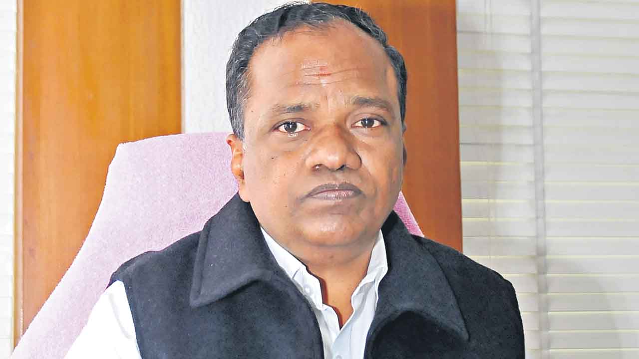 కుటుంబపాలనకు కేరాఫ్‌ కాంగ్రెస్‌, బీజేపీ