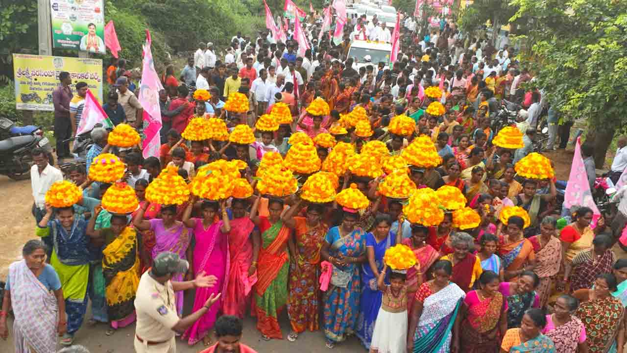 ప్రతి ఎస్సీ కుటుంబానికీ ‘దళితబంధు’