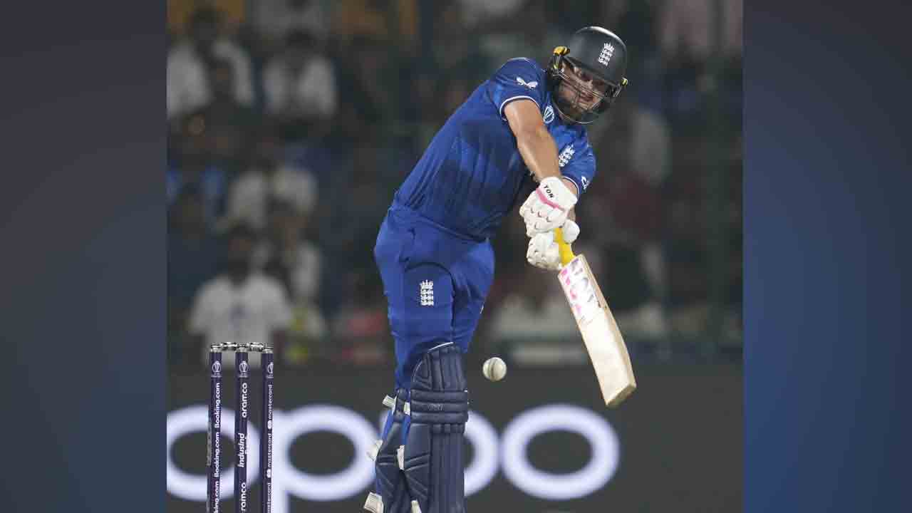 ODI World Cup | పది ఓవర్లలో ఇంగ్లండ్ స్కోర్ 52/2