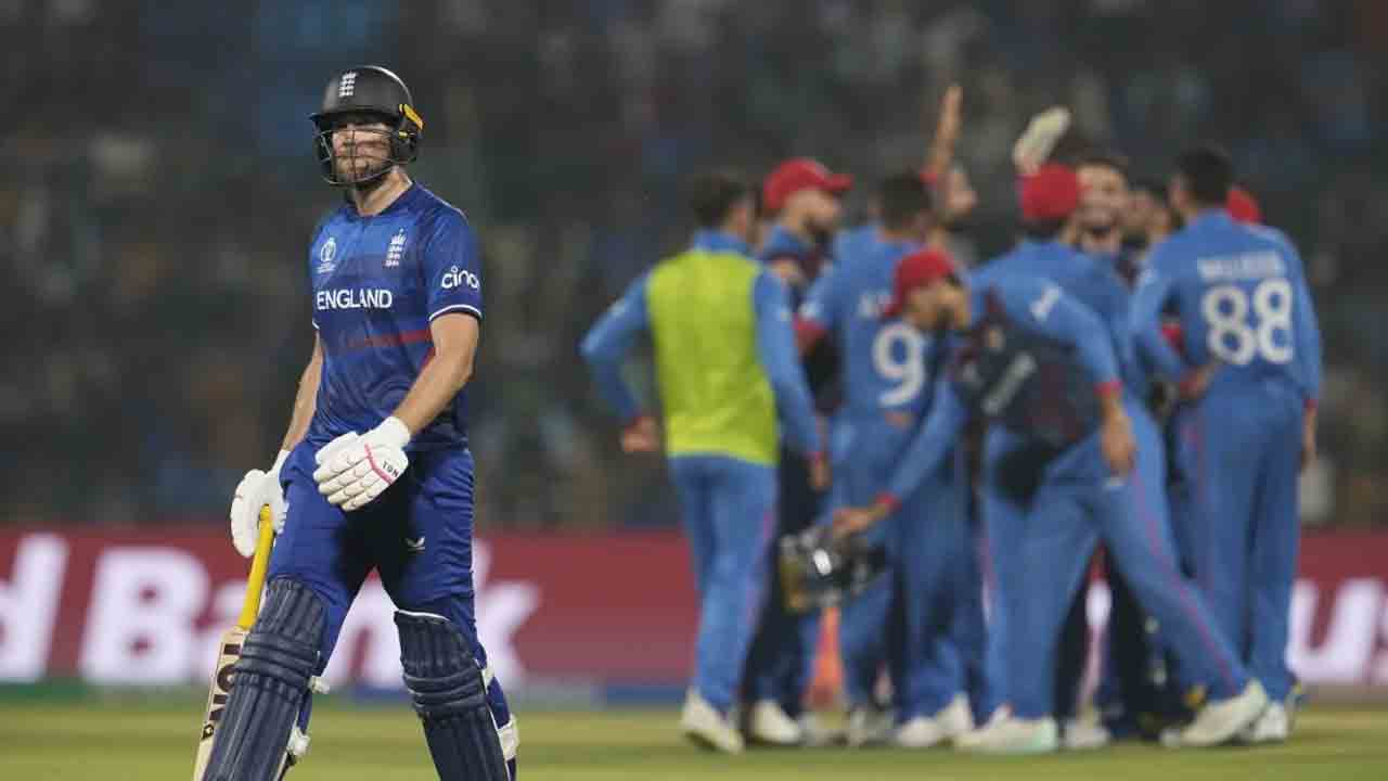 ODI World Cup | 15 ఓవర్లకు ఇంగ్లండ్ స్కోర్ 72/3