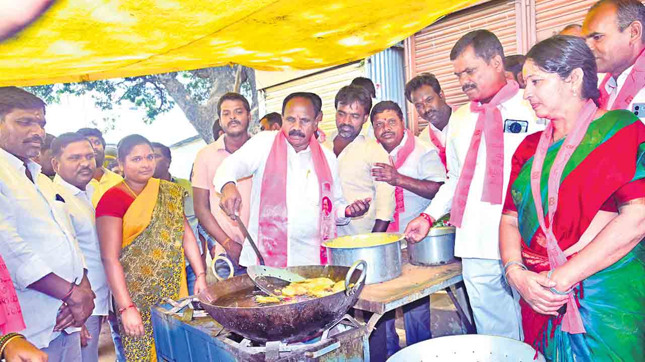 ప్రచార హోరు బీఆర్‌ఎస్‌ జోరు