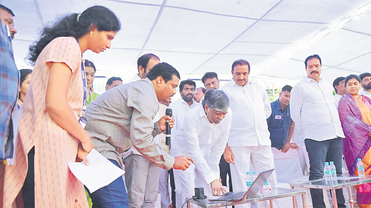 డబుల్ ఇండ్లు పేదలకు వరం