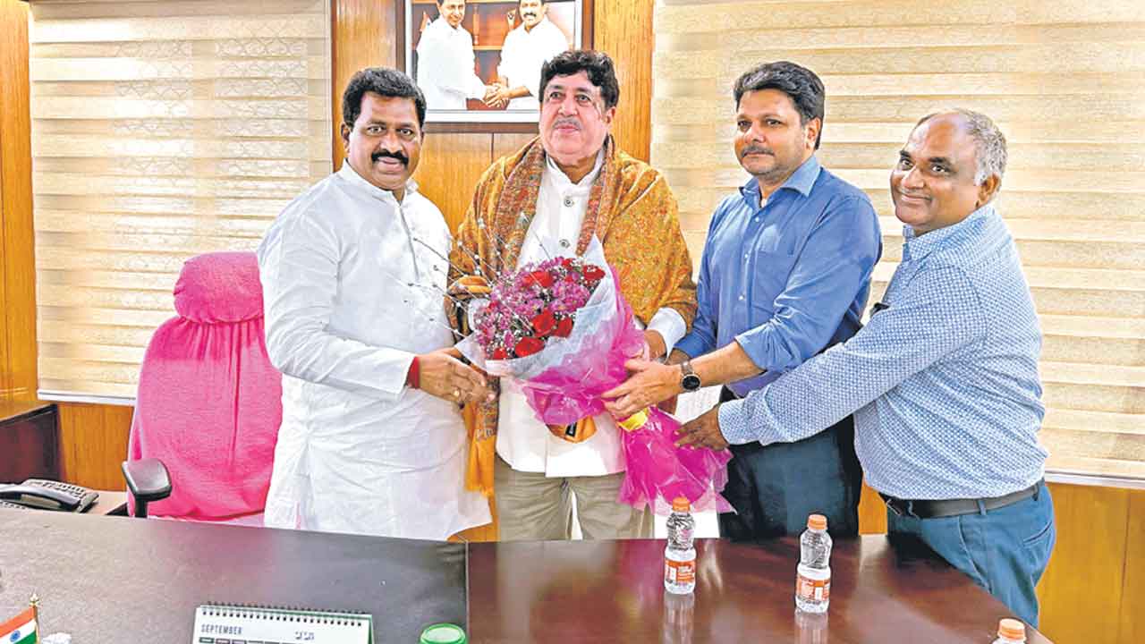 మార్క్‌ఫెడ్‌ను సందర్శించిన ఇఫ్కో చైర్మన్‌