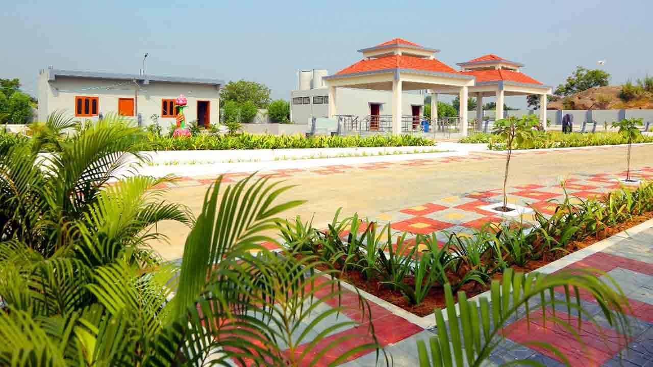 సరిహద్దులో ప్రగతి జెండా..