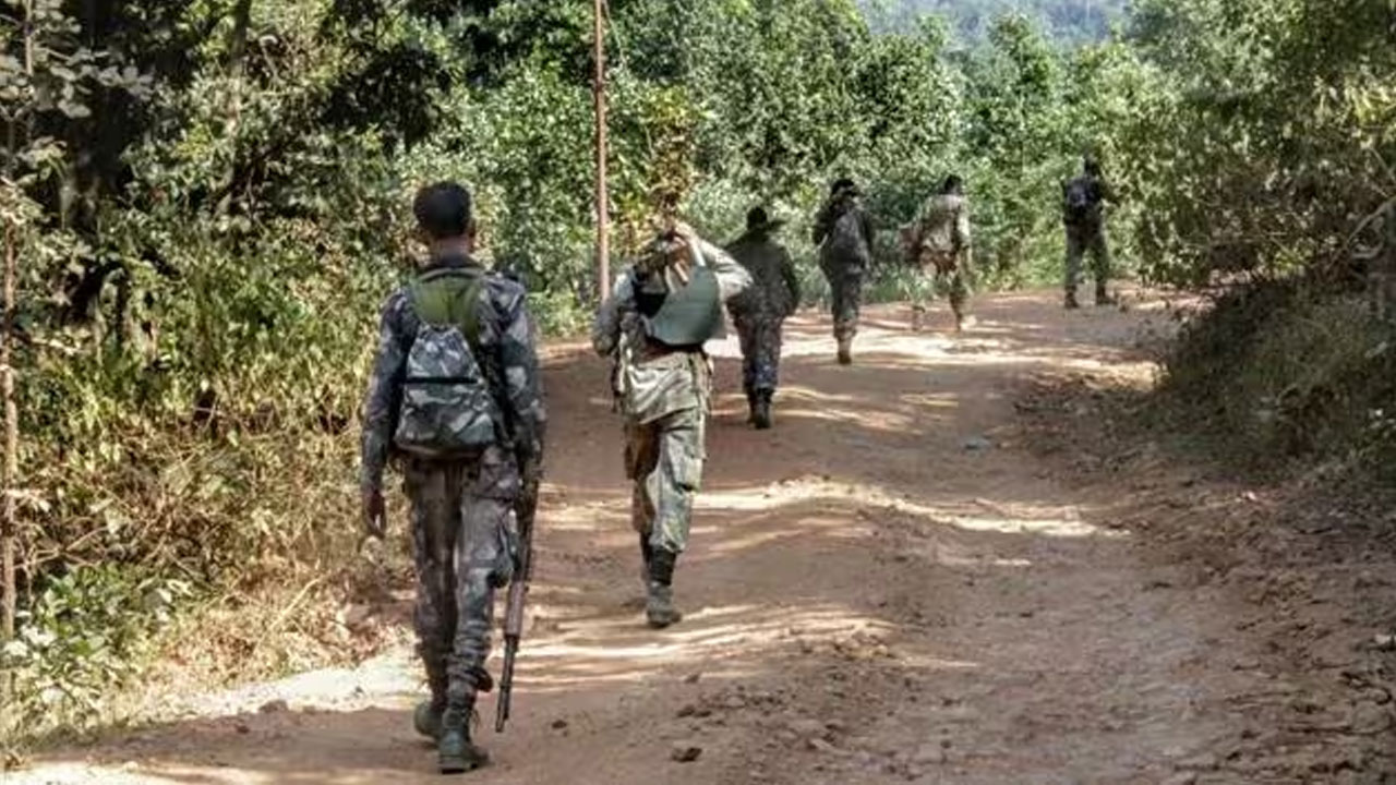 Maoist | ఛత్తీస్‌గఢ్‌లో ఎన్‌కౌంటర్‌.. ఇద్దరు మావోయిస్టులు మృతి
