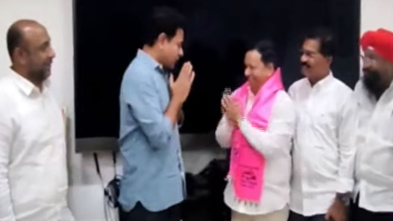 Erra Shekar | మంత్రి కేటీఆర్‌ సమక్షంలో బీఆర్‌ఎస్‌లో చేరిన జడ్చర్ల మాజీ ఎమ్మెల్యే ఎర్ర శేఖర్‌