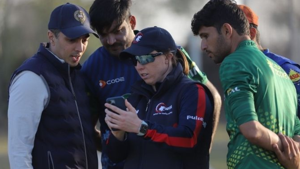 Catherine Dalton | ముల్తాన్ సుల్తాన్స్ బౌలింగ్ కోచ్ గా మహిళ.. చరిత్ర సృష్టించిన క్యాథరీన్