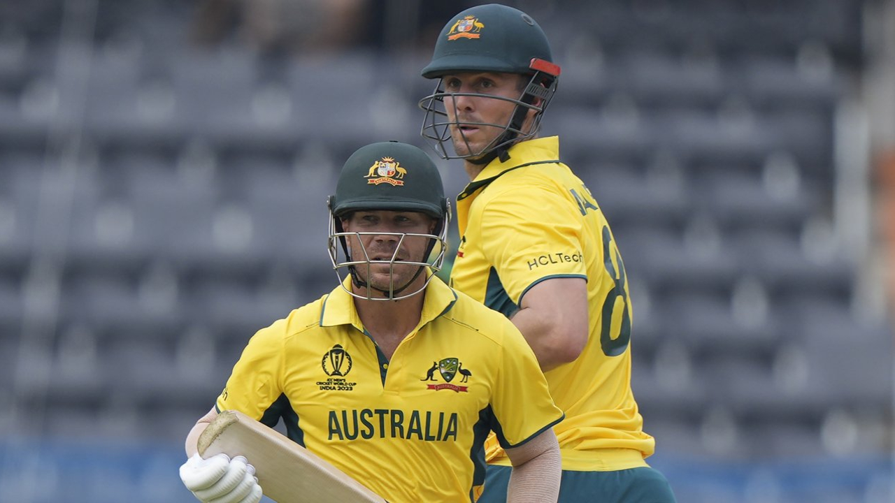 AUS vs PAK | దంచికొడుతున్న కంగారూలు.. తేలిపోతున్న పాక్ బౌలర్లు